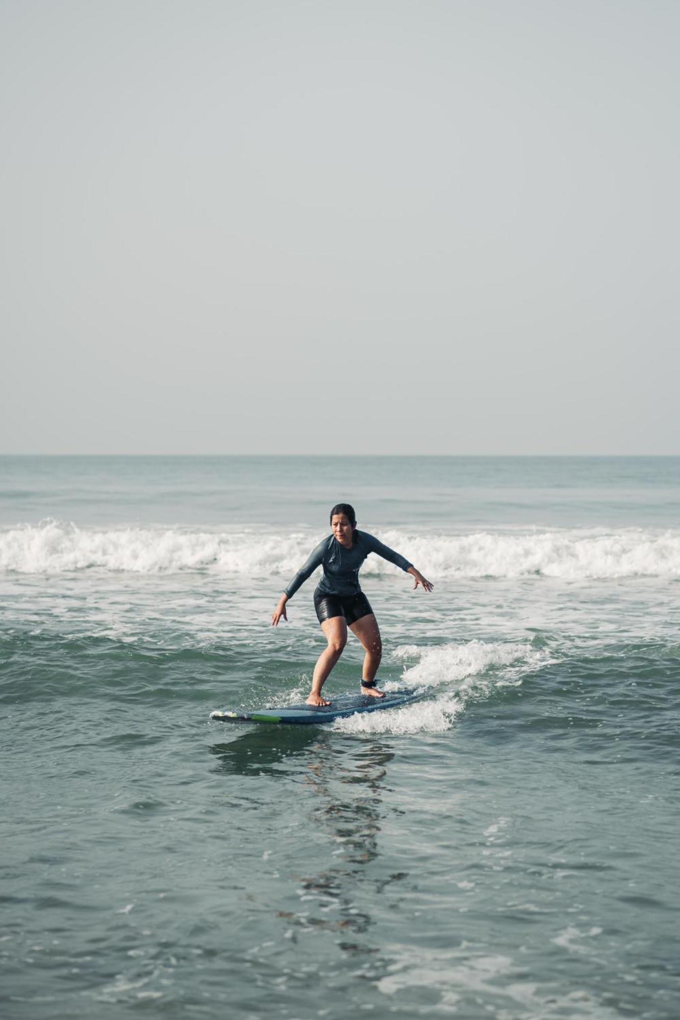 Bed and Breakfast Paddlecult Surf Retreat Varkala Exterior foto